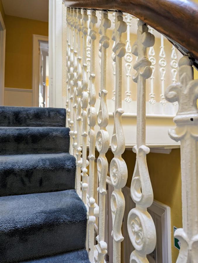 The Coo'S Guest House Inverness Kültér fotó